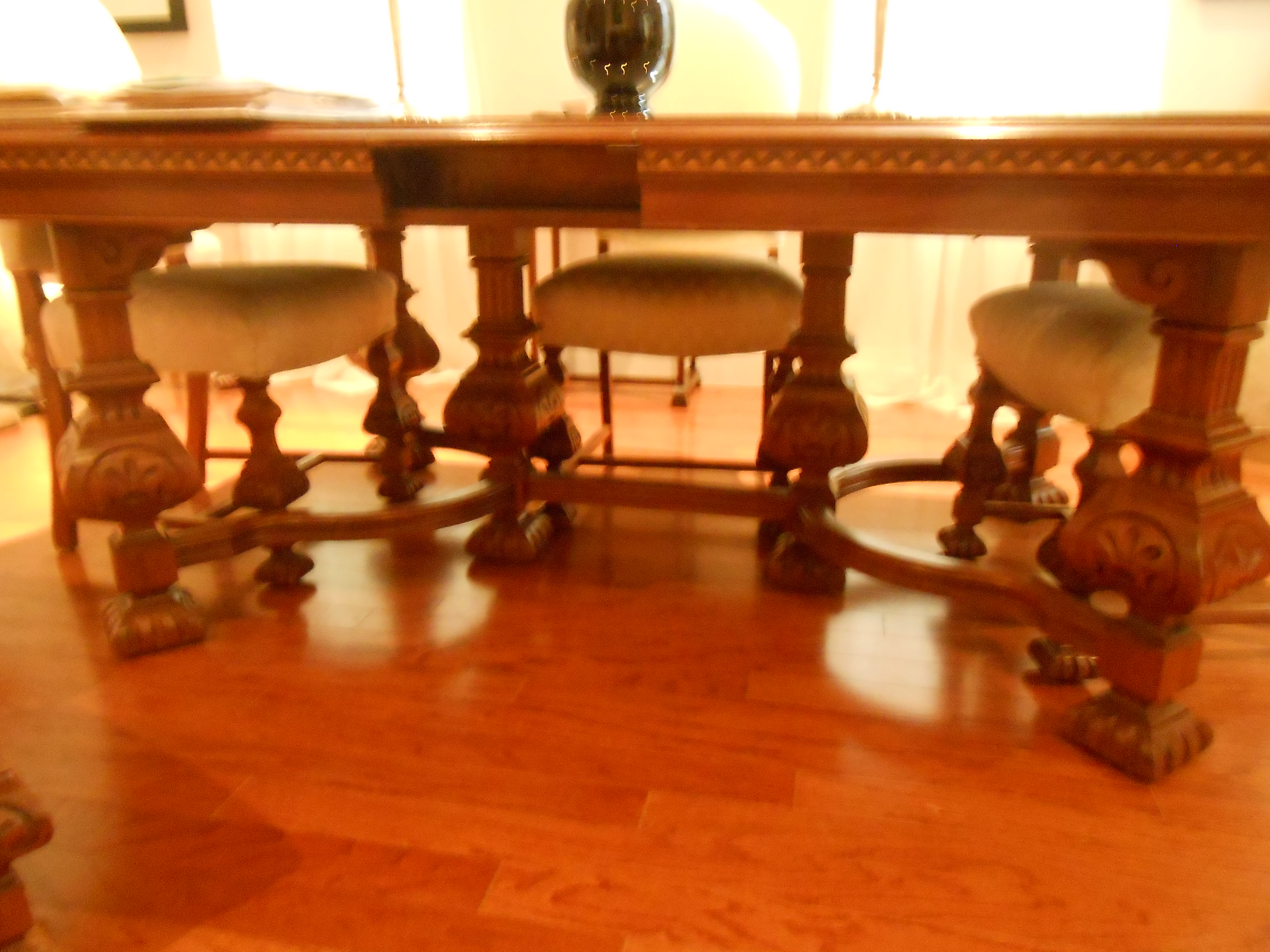 Rockford furniture dining set antique appraisal